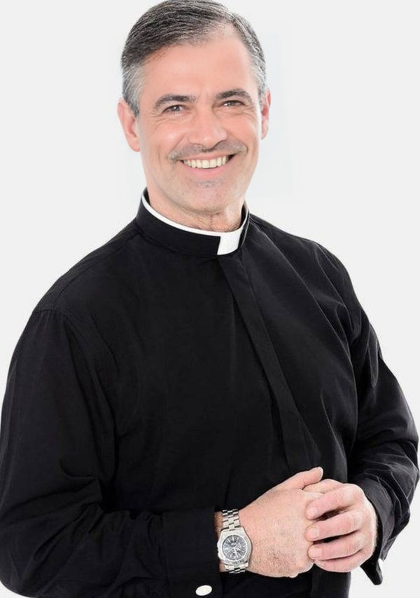 Schwarzes Priesterhemd mit Tonsurkragen