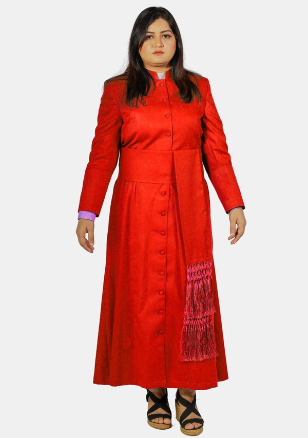 Verehrte rote Priesterrobe für Frauen